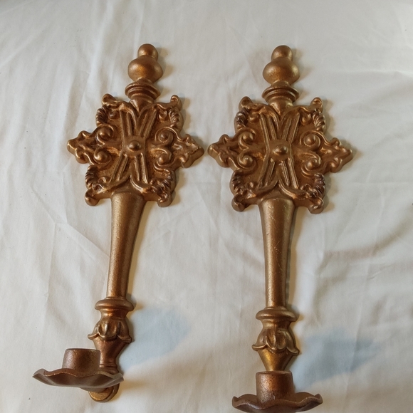 French Country Gold Ornate Metal Wall Candle Sconce Holders. - Picture 4 of 9